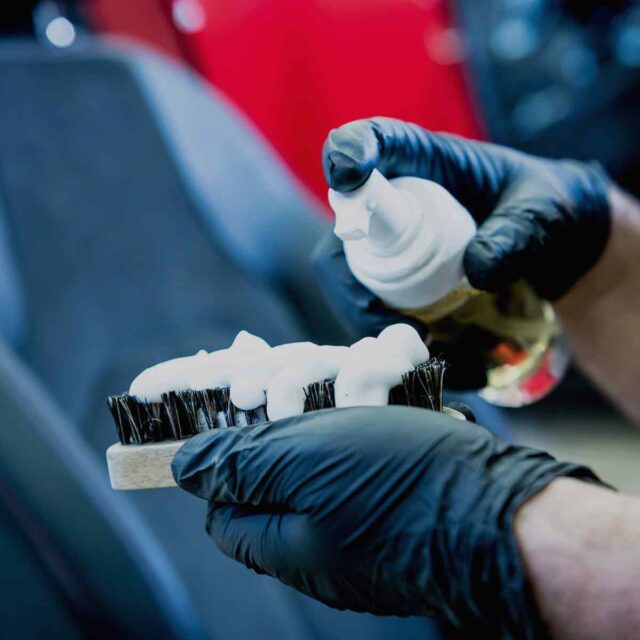 https://wedocardetailing.com/wp-content/uploads/2021/11/post_05-640x640.jpg
